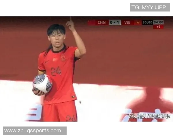 中国足球罪人！毫无羞耻心+荣誉感，美甲哥不配进国足，必须公开道歉